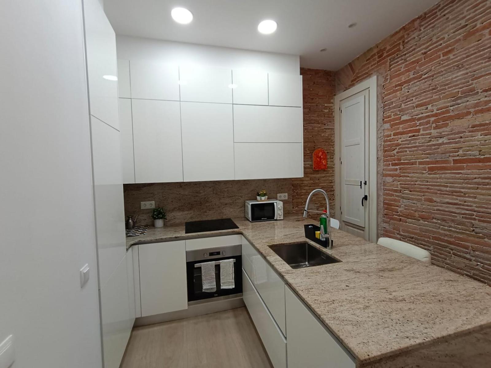 Albergue Private Next Liceu Barcelona